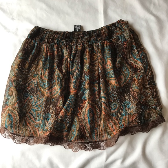 Rue21 skirt - Picture 2 of 3